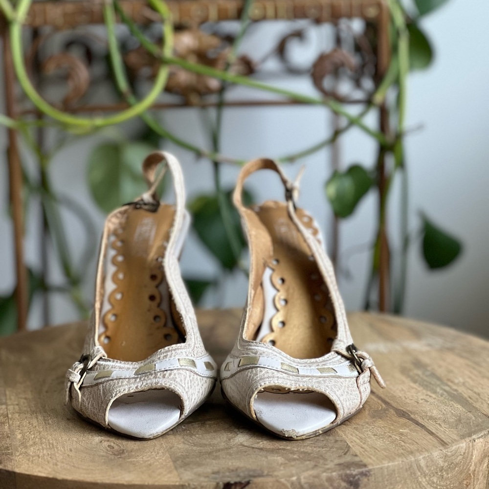 Seychelles Cream Peep Toe Sling Back Heels Size 6.5 GUC